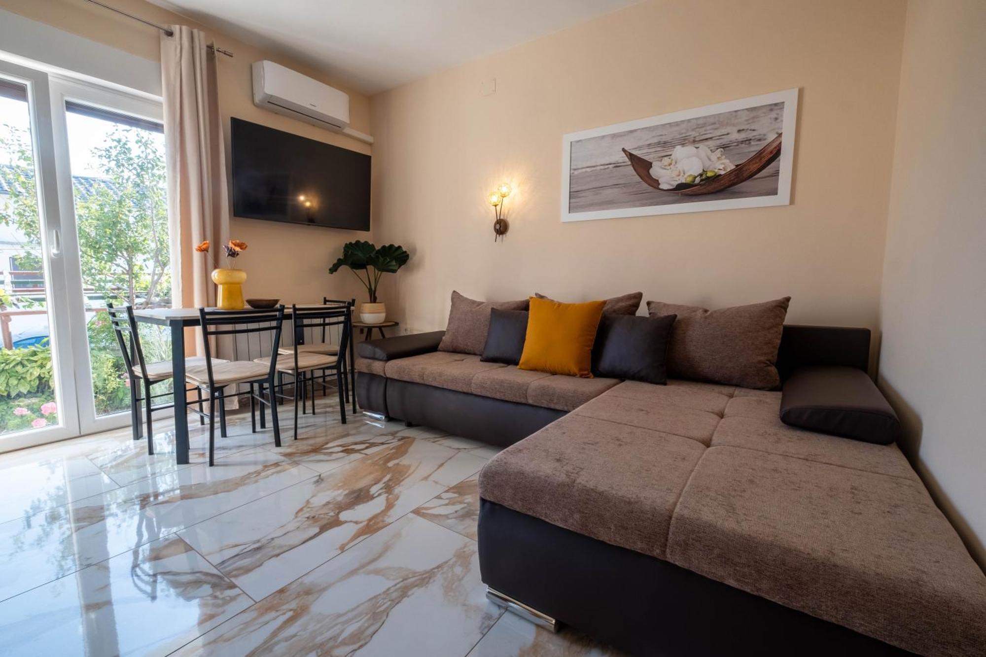 Premium Relax Rooms Novi Vinodolski Eksteriør bilde